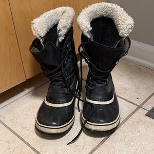Sorel Black Winter Boots